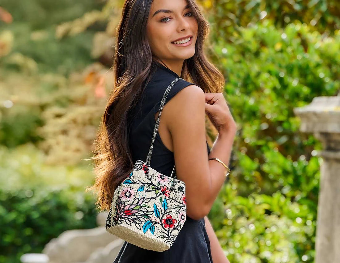 MARYFRANCES メリーフランシス ビーズ ショルダーバッグ パーティー MARYFRANCES メリーフランシス ビーズ ショルダーバッグ パーティー