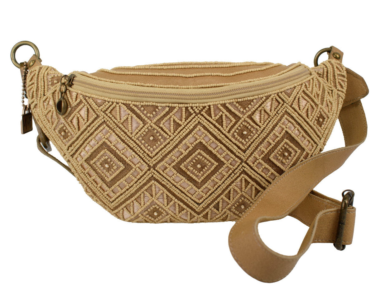 Cream Belt Bag ’One of a Kind’ beaded - One Kind 1