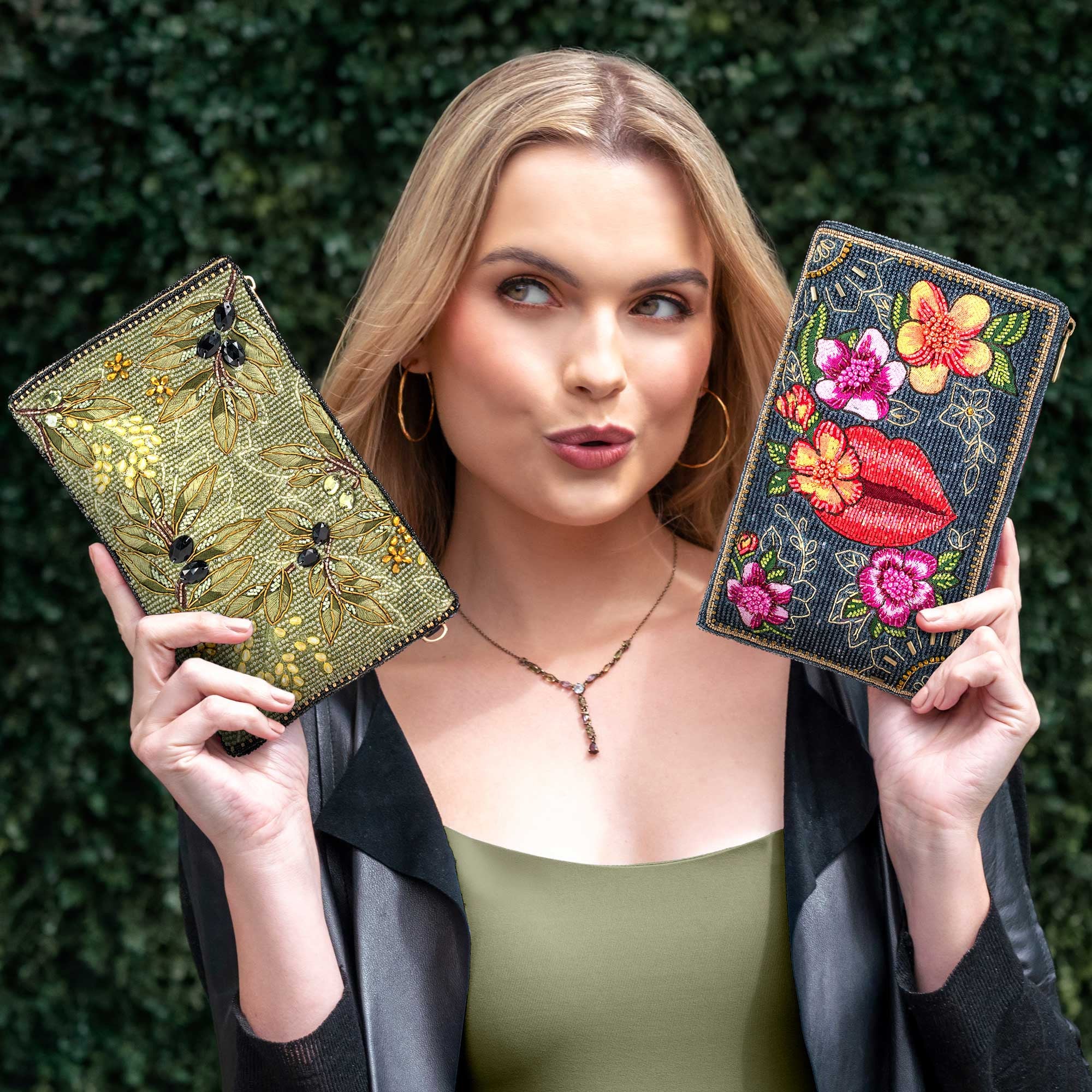 メリーフランシス 装飾バッグ MARY FRANCES ビーズ フラワーモチーフ